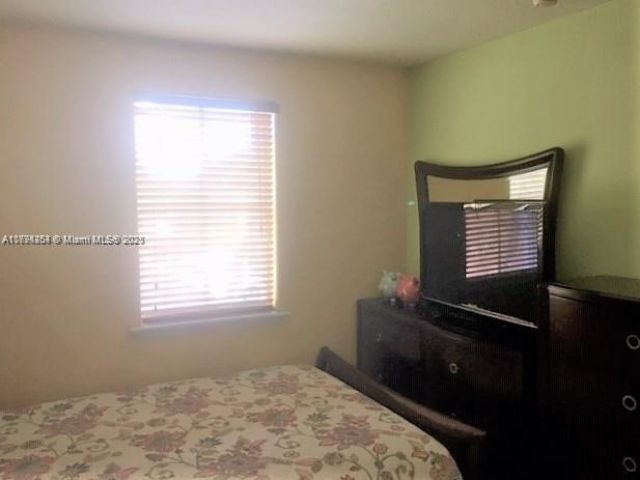 Продажа дома по адресу 4854 NW 110th Pl - фото 6011098