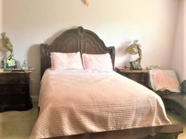 Продажа дома по адресу 4854 NW 110th Pl - фото 6011105