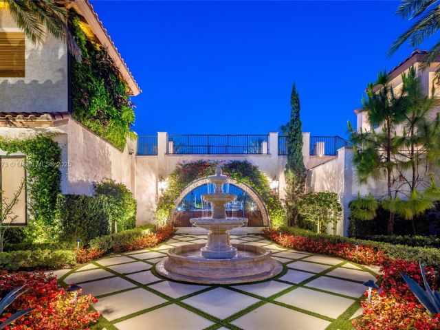 Продажа дома по адресу 600 Isle Of Palms Dr - фото 5944606