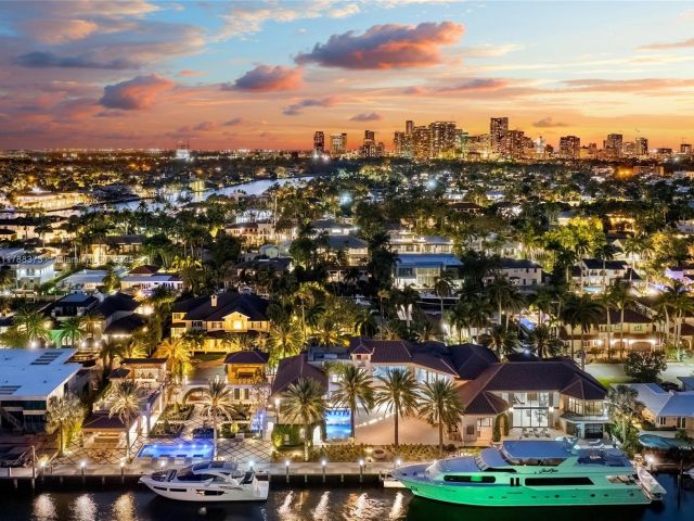 Продажа дома по адресу 600 Isle Of Palms Dr - фото 5944616