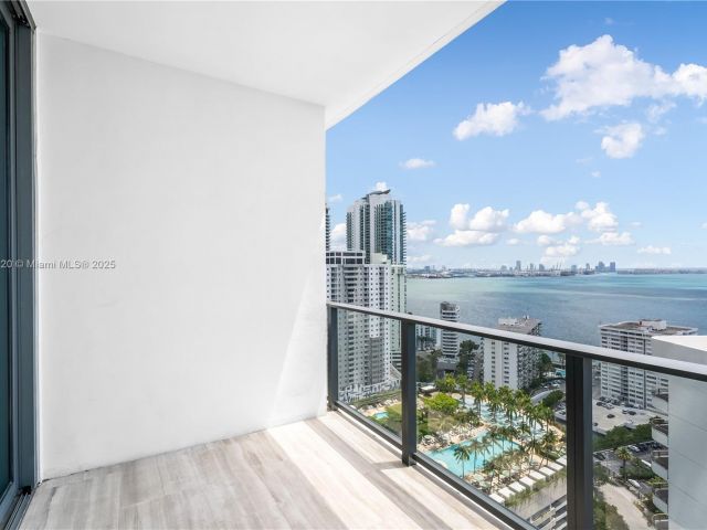 Продажа квартиры #2703 - фото 5959946