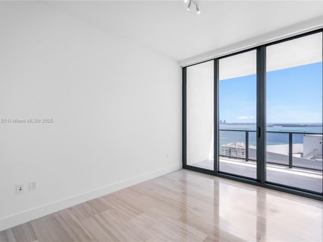 Продажа квартиры #2703 - фото 5959948