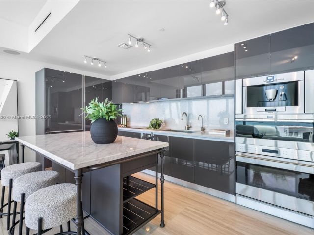 Продажа квартиры #2703 - фото 5959957