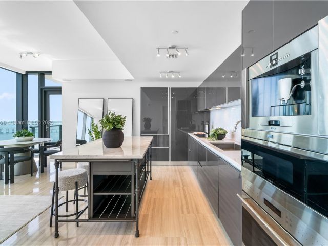 Продажа квартиры #2703 - фото 5959958