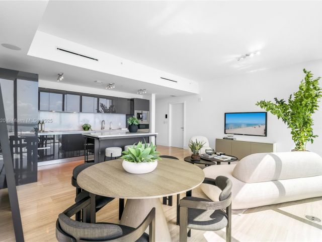 Продажа квартиры #2703 - фото 5959960