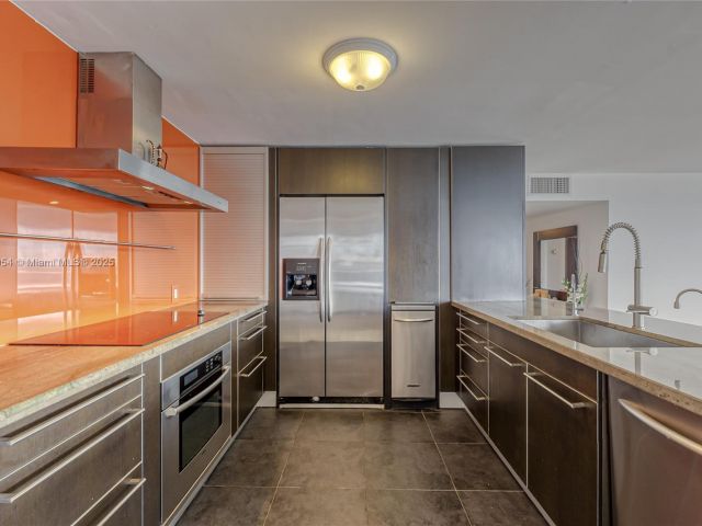 Продажа квартиры #1606 - фото 5986279