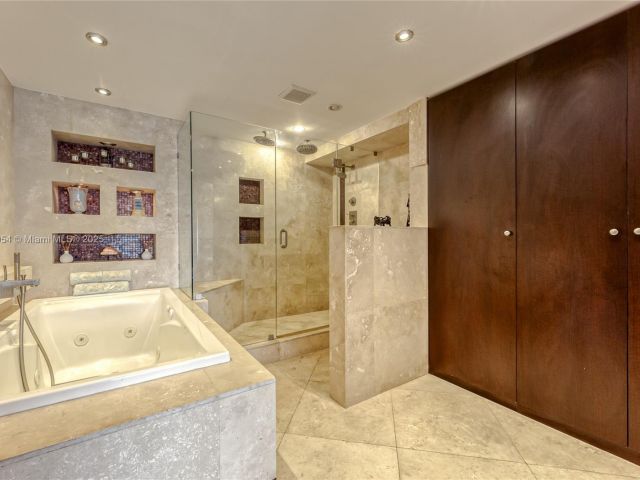 Продажа квартиры #1606 - фото 5986290