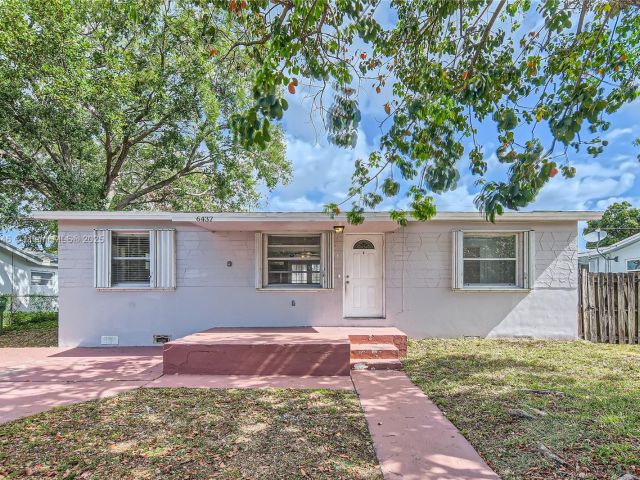 Продажа дома по адресу 6437 Custer St - фото 5950578