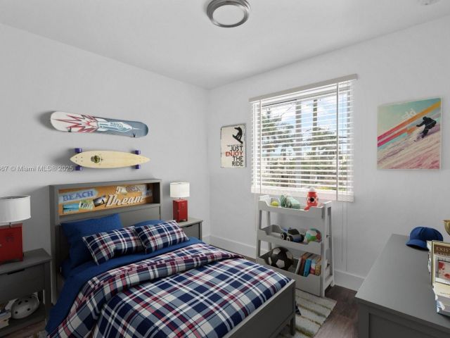 Продажа дома по адресу 2778 NW 44th St - фото 5946695