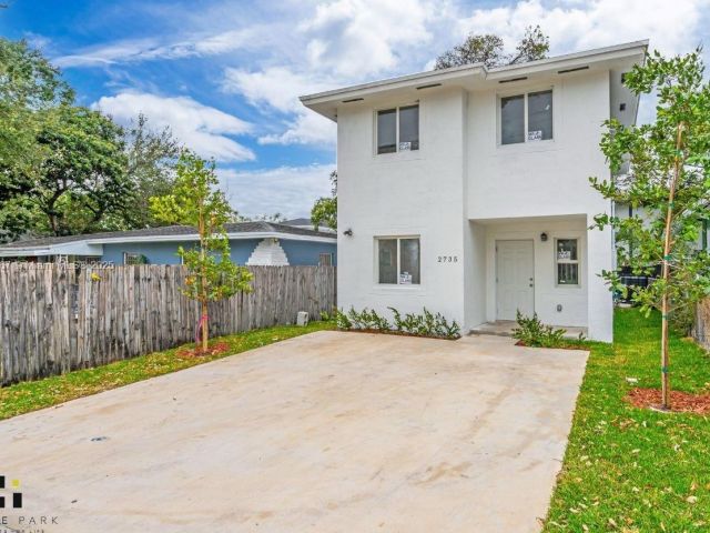 Продажа дома по адресу 2778 NW 44th St - фото 5946698