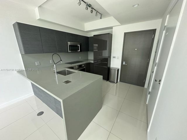 Продажа квартиры #303 - фото 5948867