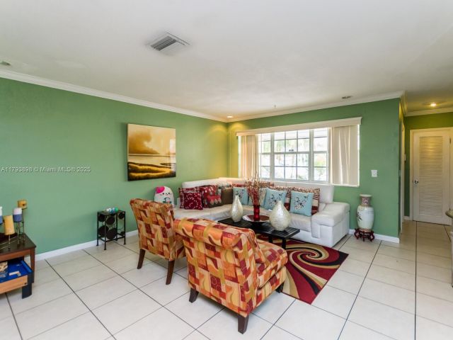 Дом в аренду по адресу 5524 Garfield St - фото 5946330