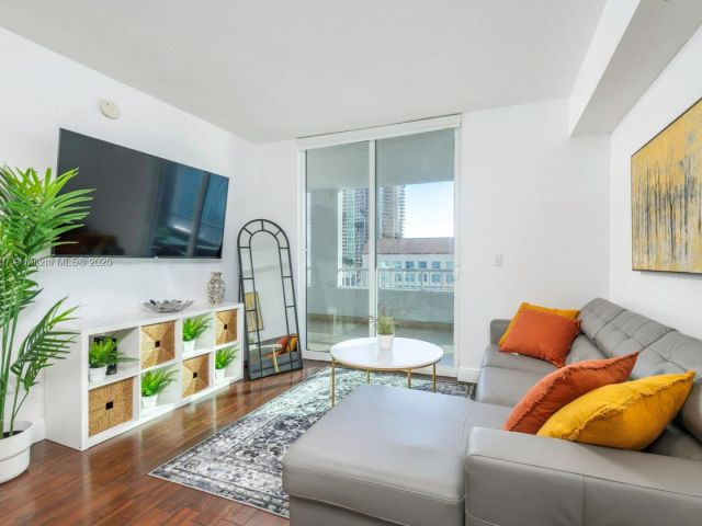 Продажа квартиры #1905 - фото 5953405