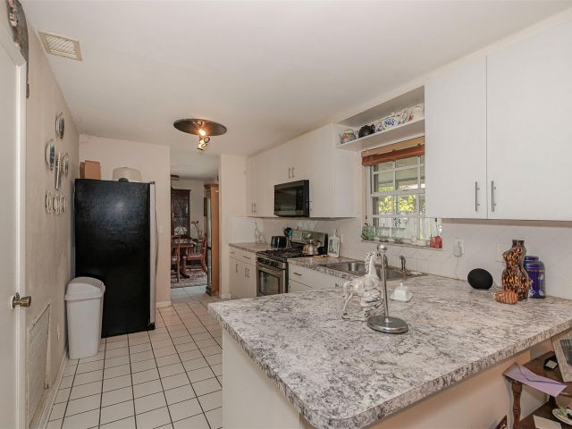 Продажа дома по адресу 12684 SW 145th St - фото 5960964