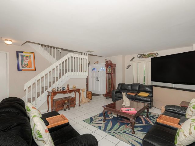 Продажа дома по адресу 12684 SW 145th St - фото 5960971