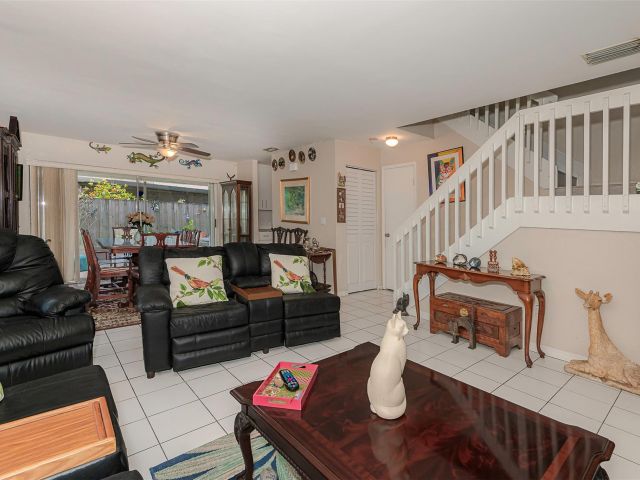 Продажа дома по адресу 12684 SW 145th St - фото 5960972