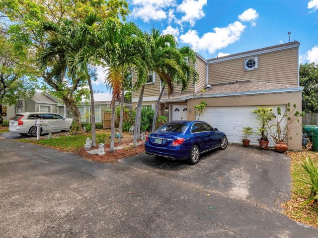 Продажа дома по адресу 12684 SW 145th St - фото 5960975