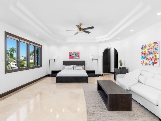 Продажа дома по адресу 511 San Marco Dr - фото 5951316