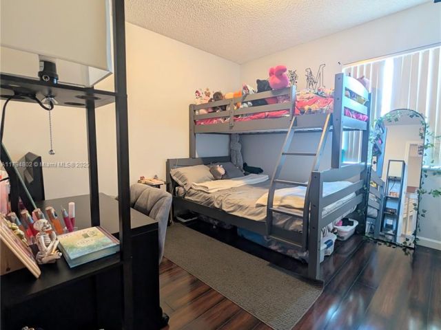 Продажа дома по адресу 7683 NW 19th St - фото 5959588