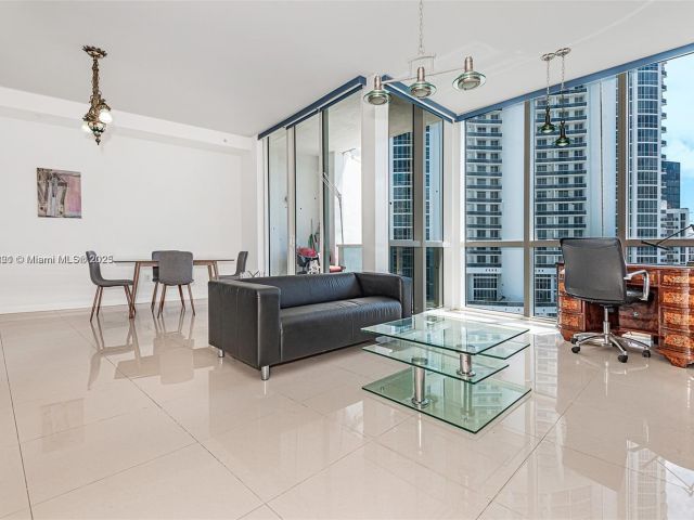 Продажа квартиры #3405 - фото 5954467