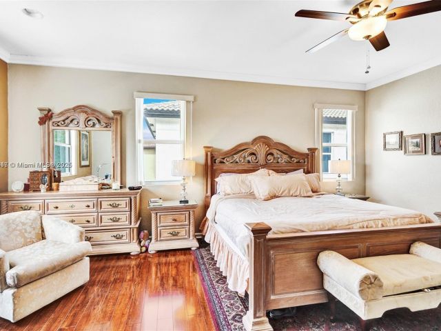 Продажа дома по адресу 4190 NE 20th St - фото 5986853