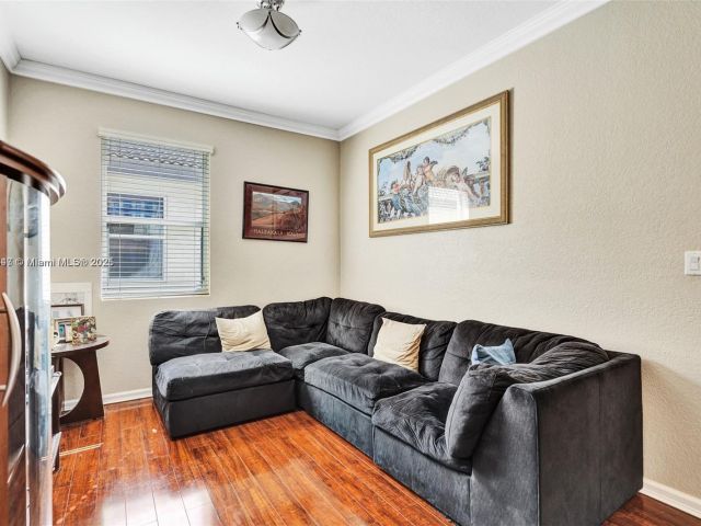 Продажа дома по адресу 4190 NE 20th St - фото 5986858