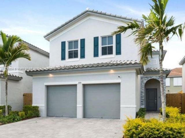 Дом в аренду по адресу 1414 SE 26th Ter - фото 5952165