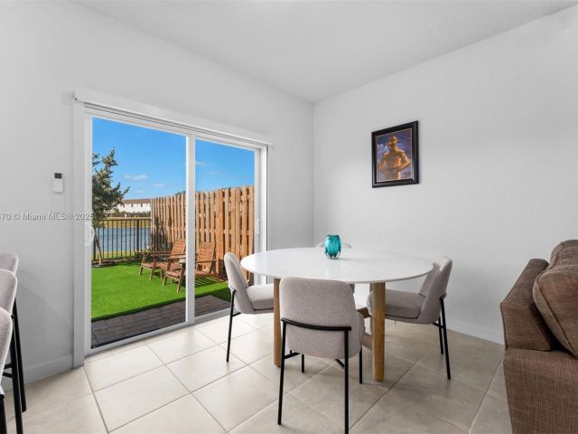 Продажа дома по адресу 2375 NW 122nd Ter - фото 5952547