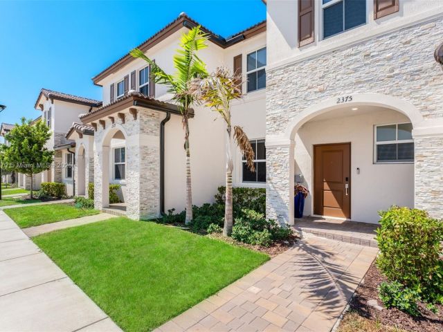 Продажа дома по адресу 2375 NW 122nd Ter - фото 5952555