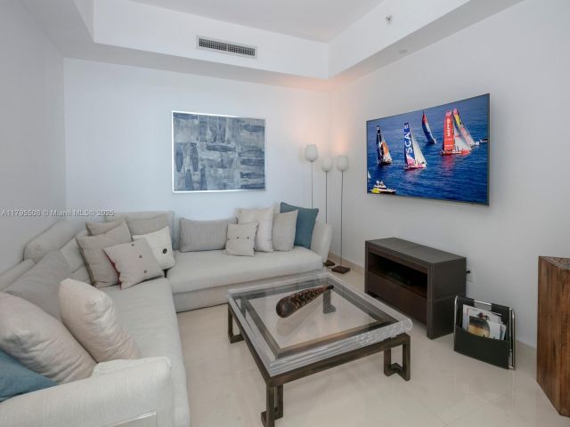 Квартира в аренду номер7141 - фото 5953536