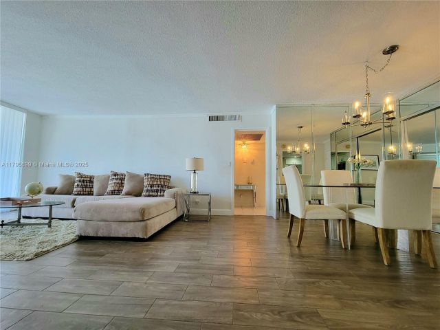 Продажа квартиры #1804 - фото 5957380