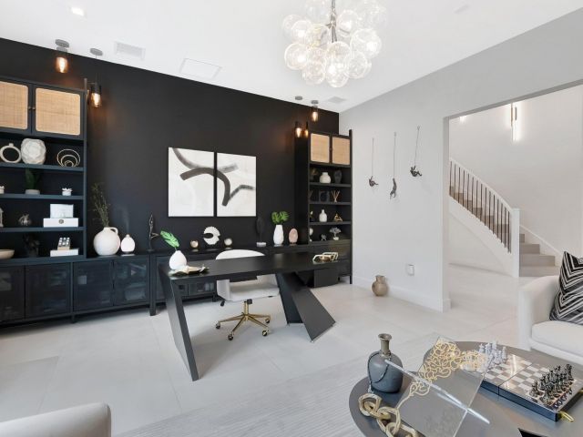 Продажа дома по адресу 17065 Rainbow Falls Trail - фото 5954205