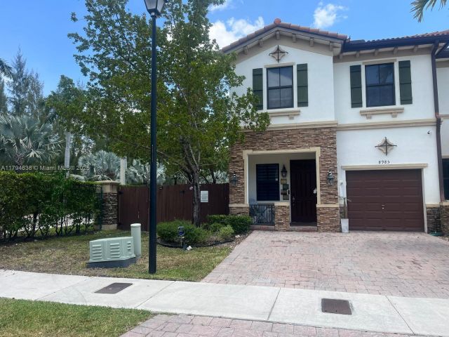 Дом в аренду по адресу 8985 NW 98th Ave - фото 5962774