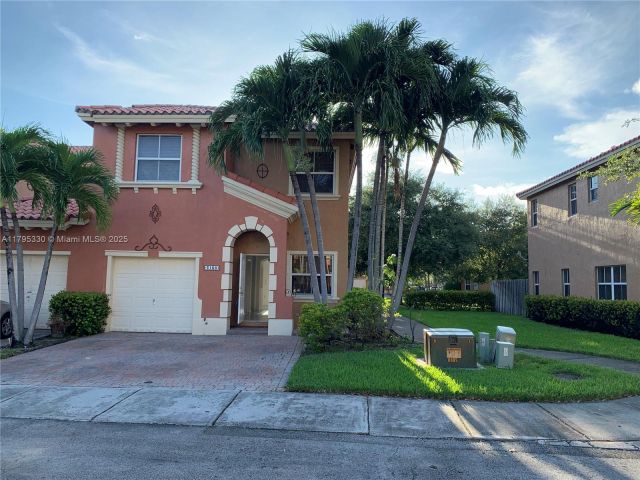 Продажа дома по адресу 3150 SW 152nd Pl - фото 5953760