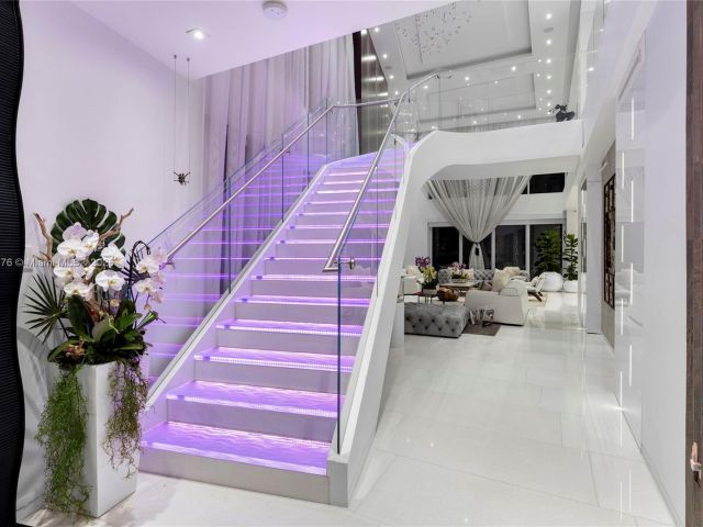 Продажа дома по адресу 441 N Hibiscus Dr - фото 5963017