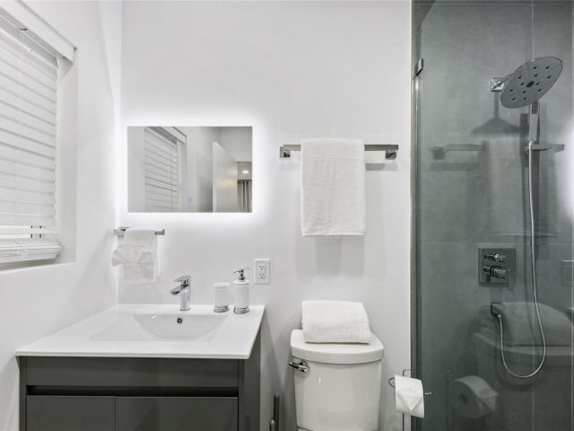 Дом в аренду по адресу 3329 NE 17th St - фото 5982279