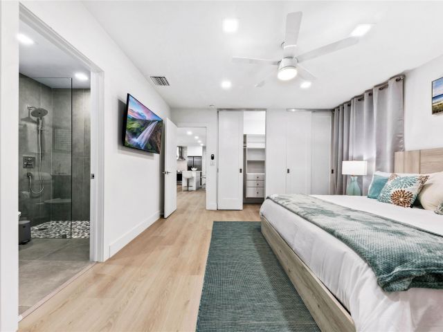 Дом в аренду по адресу 3329 NE 17th St - фото 5982282