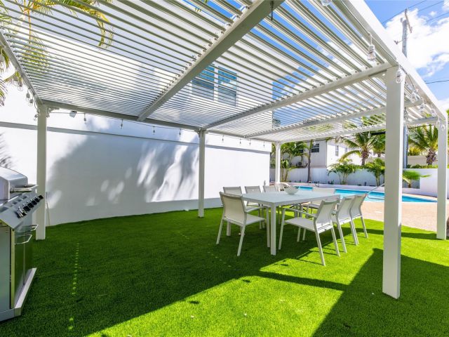 Дом в аренду по адресу 3329 NE 17th St - фото 5982289