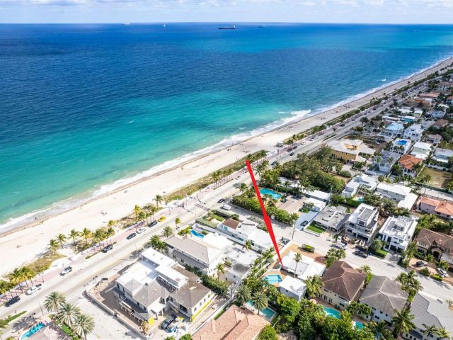 Дом в аренду по адресу 3329 NE 17th St - фото 5982292