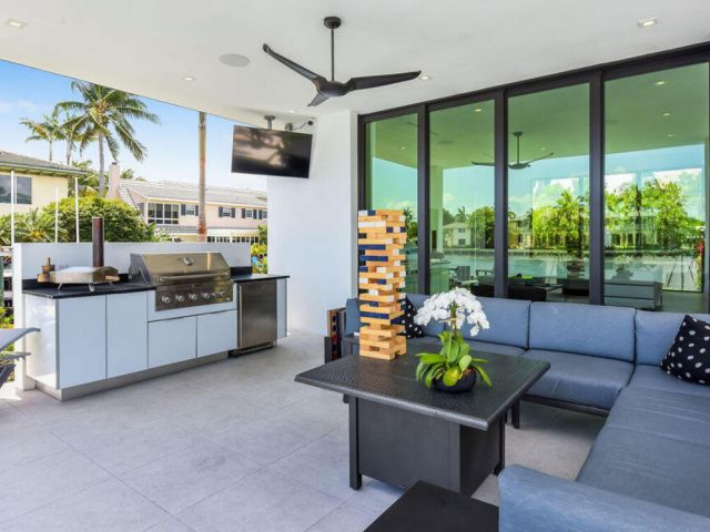 Дом в аренду по адресу 718 SE 7th Street - фото 5957232