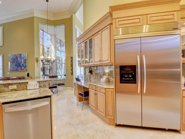 Продажа дома по адресу 4800 Bocaire Boulevard - фото 6378204