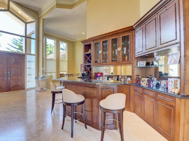 Продажа дома по адресу 4800 Bocaire Boulevard - фото 6378208