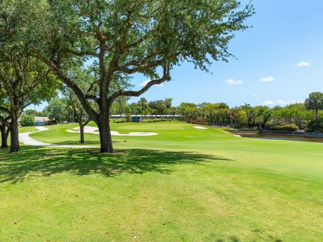 Продажа дома по адресу 4800 Bocaire Boulevard - фото 6378214