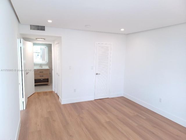 Продажа квартиры #1218 - фото 5957890