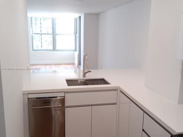 Продажа квартиры #1218 - фото 5957898