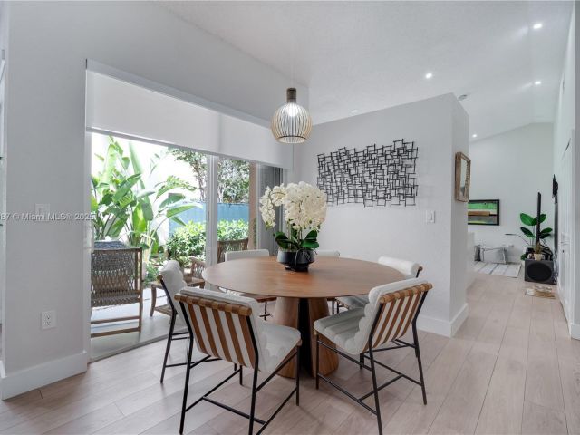 Продажа дома по адресу 11334 NW 53rd Ln - фото 5957693