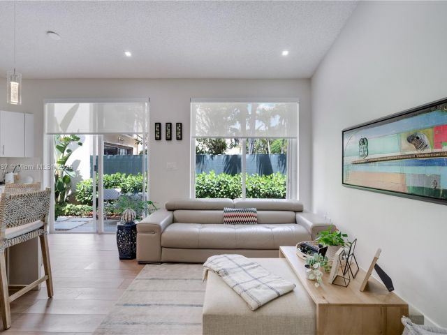 Продажа дома по адресу 11334 NW 53rd Ln - фото 5957698