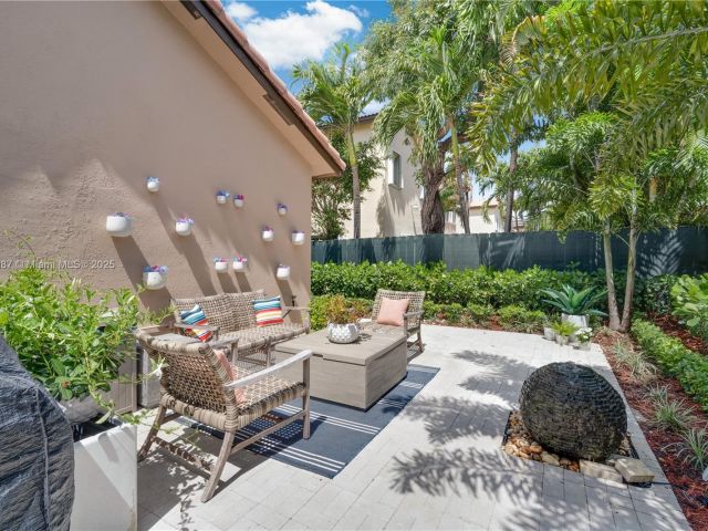 Продажа дома по адресу 11334 NW 53rd Ln - фото 5957700