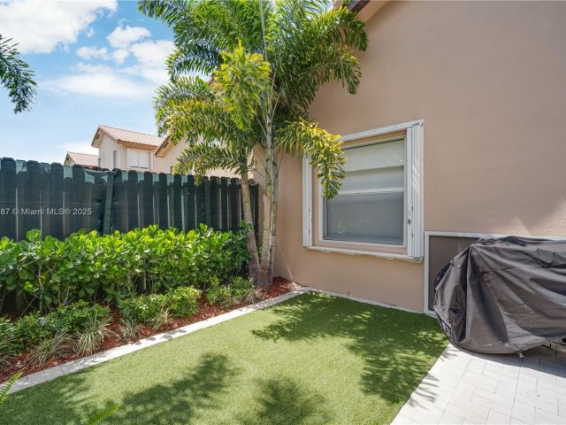 Продажа дома по адресу 11334 NW 53rd Ln - фото 5957701