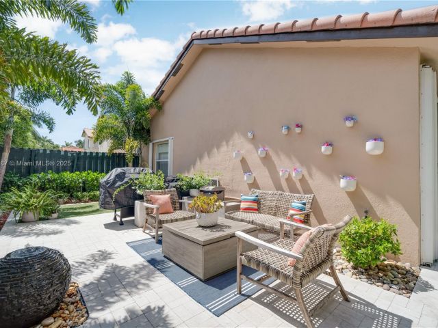 Продажа дома по адресу 11334 NW 53rd Ln - фото 5957702